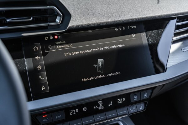 Apple Carplay/Android Auto