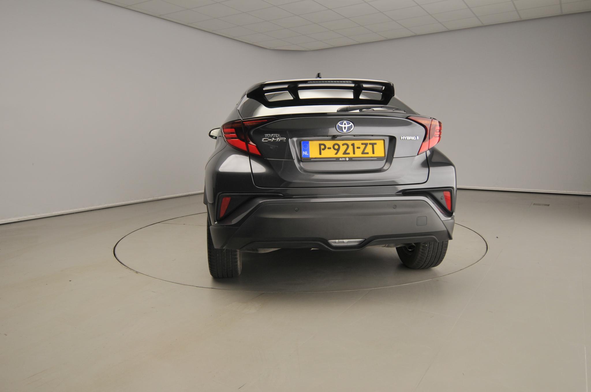 Toyota C-HR 1.8 Hybrid Executive - Bild 4