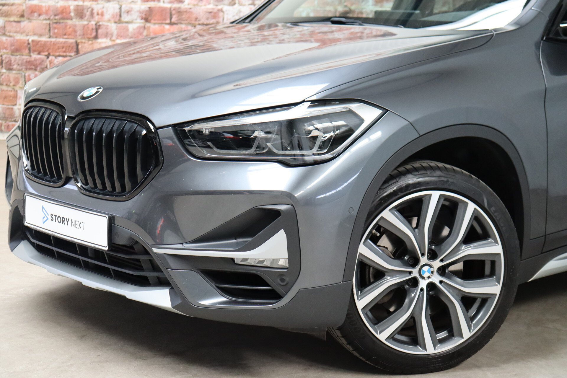 BMW X1 sDrive20i High Executive xLine Automaat - Afbeelding 2
