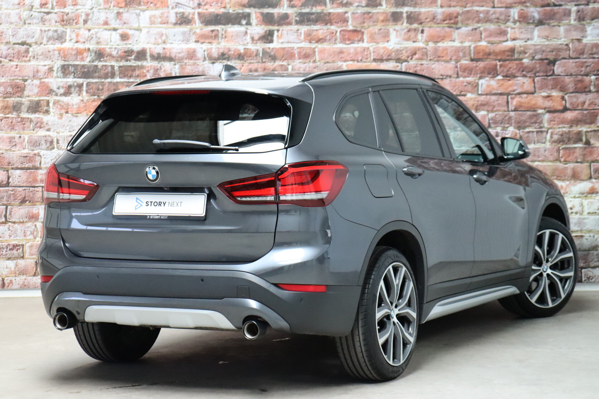 BMW X1 sDrive20i High Executive xLine Automaat - Afbeelding 4
