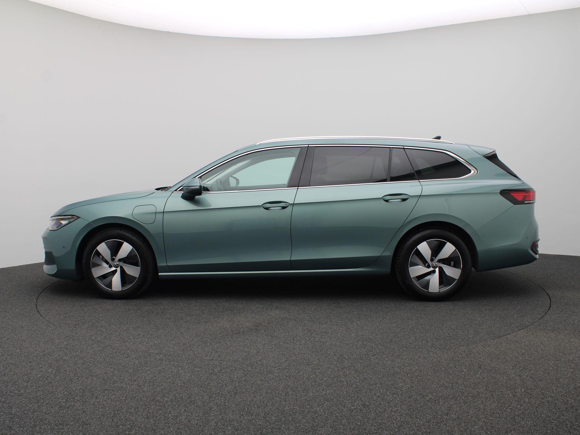 Volkswagen Passat Variant 1.5 eHybrid Business 204PK DSG - Afbeelding 3