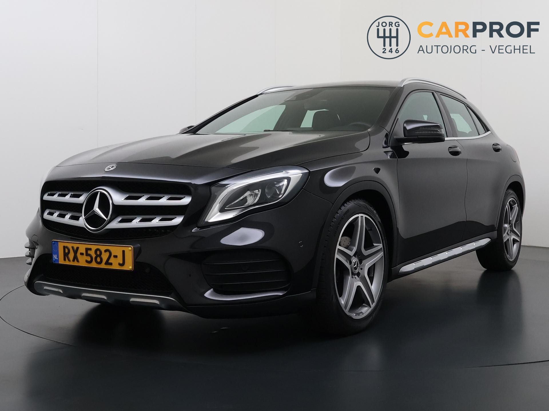 Mercedes-Benz GLA-klasse 180 Business Solution AMG