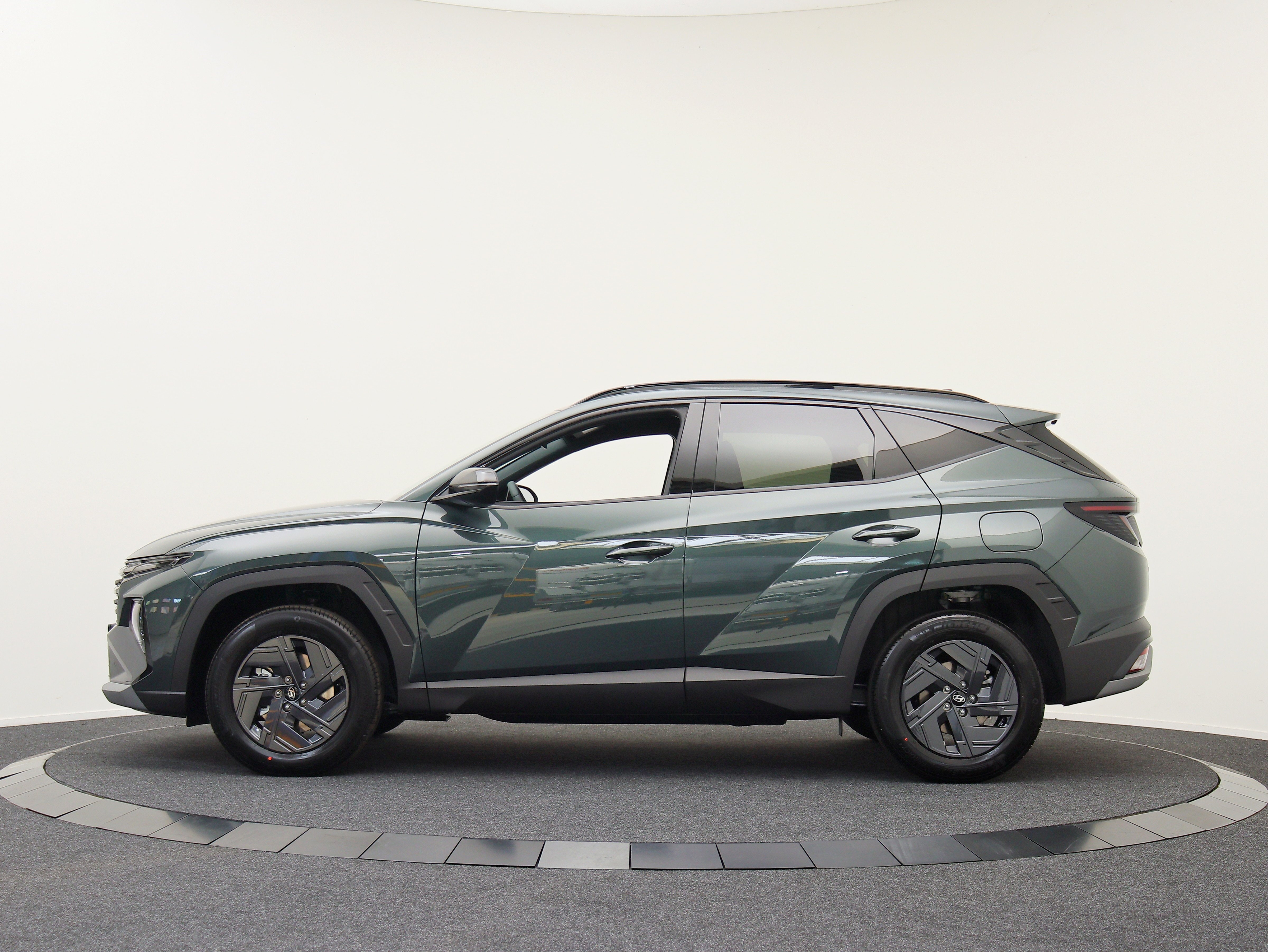 Hyundai Tucson 1.6 T-GDI HEV Pure Edition Automaat - Afbeelding 5