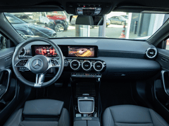 Mercedes-Benz A-Klasse Hatchback 180 Business Solution Luxury - Afbeelding 3