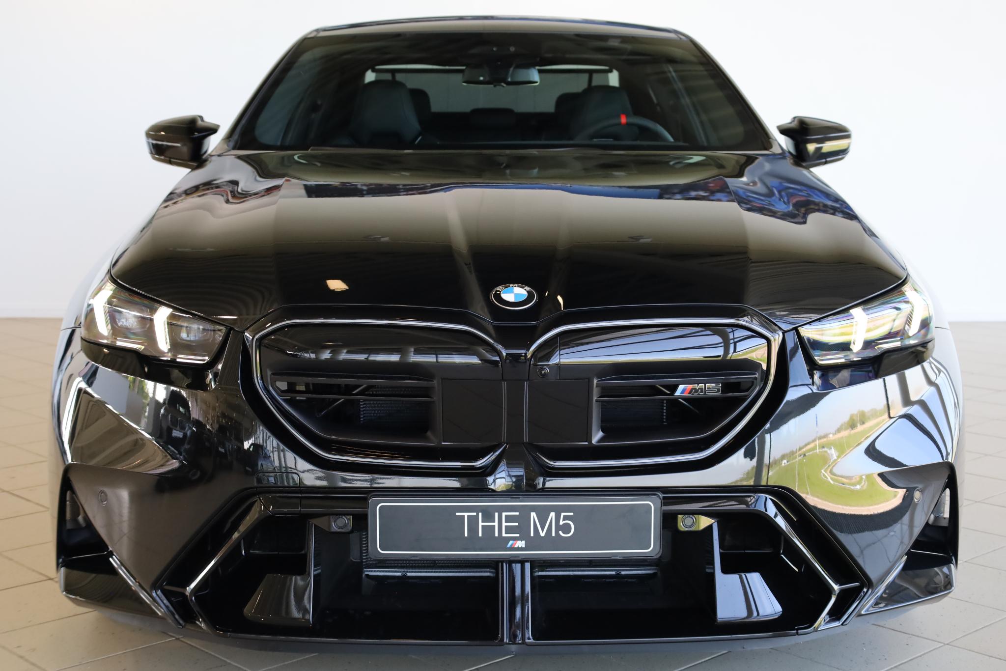 BMW M5 Sedan - Afbeelding 4
