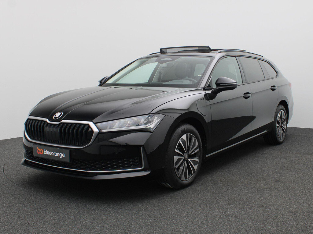 Skoda Superb Combi 1.5 TSI PHEV Edition 204PK DSG Pano-Schuifdak, Trekhaak, 1