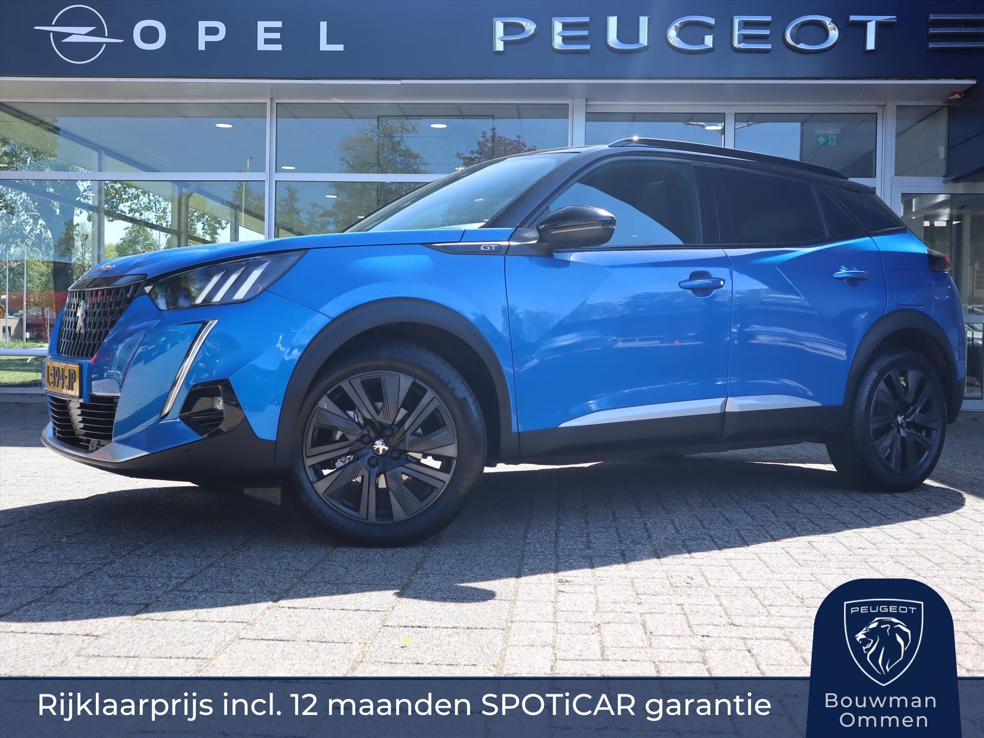 Peugeot 2008 GT Pack PureTech 130PK EAT8 automaat., Rijklaarprijs, Panoramisch schuifdak Navigatie Adaptieve Cruise Control