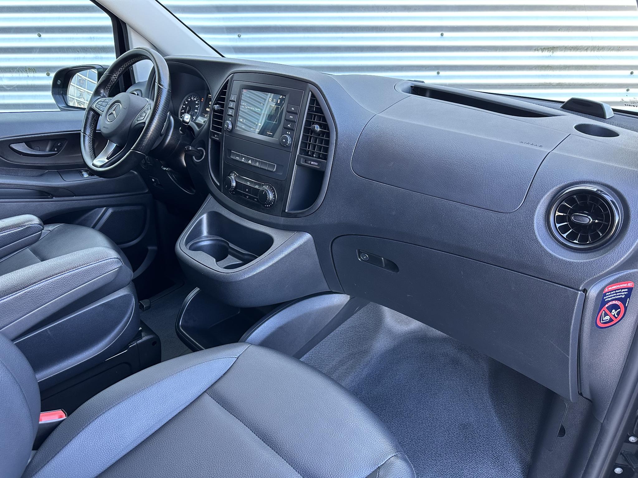 Mercedes-Benz Vito 114 CDI Dubbele Cabine Automaat Apple Carplay - Afbeelding 4