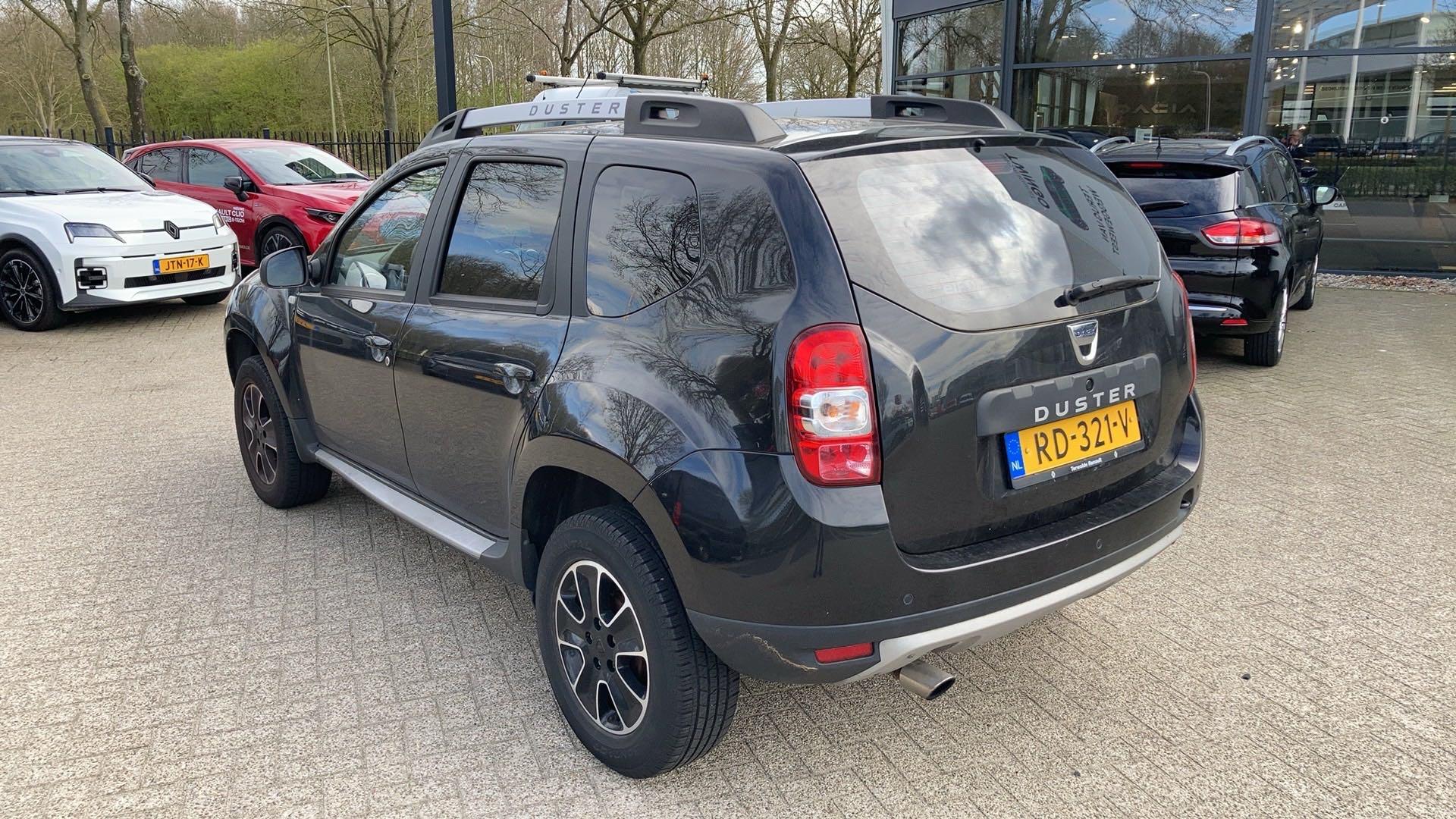 Dacia Duster TCe 125 4x2 Stop & Start Série Limitée Blackshadow - Afbeelding 3