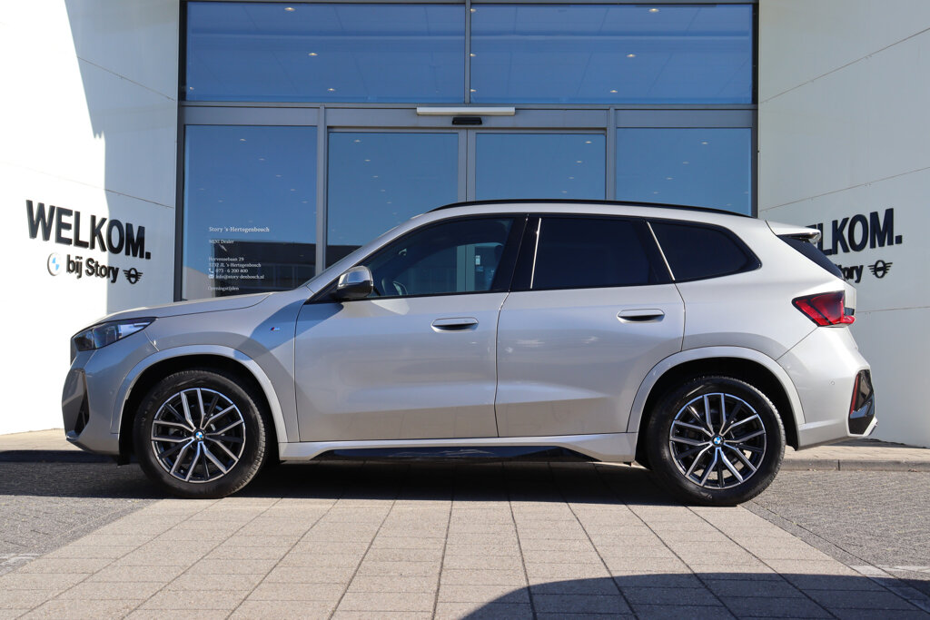 BMW X1 7