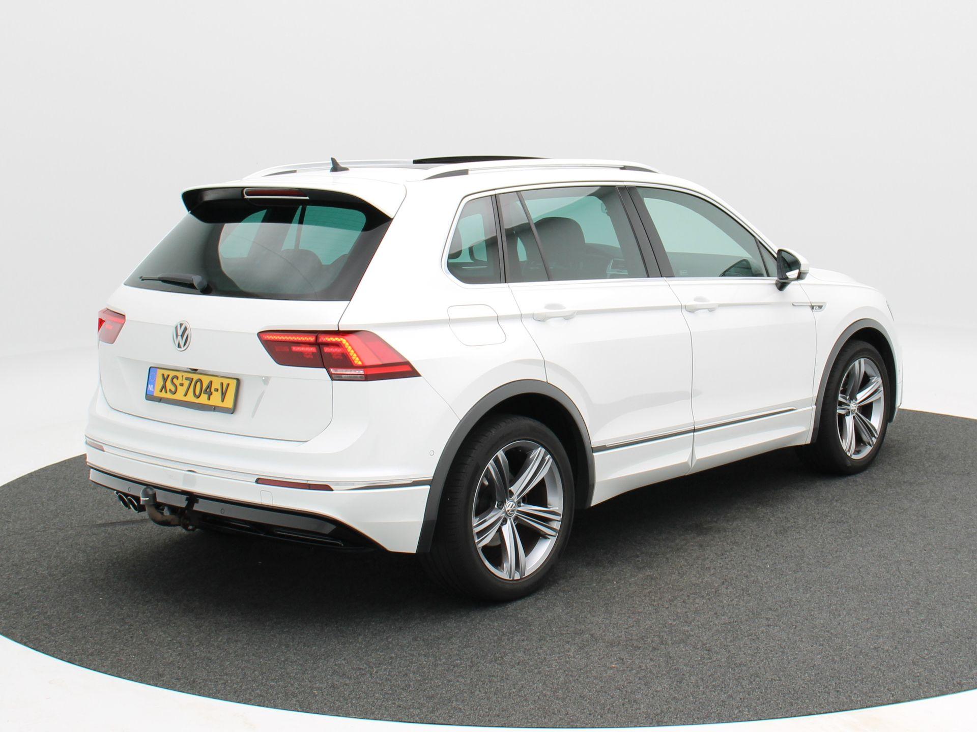Volkswagen Tiguan 1.5 TSi 150 Pk Automaat Highline Business R - Afbeelding 2