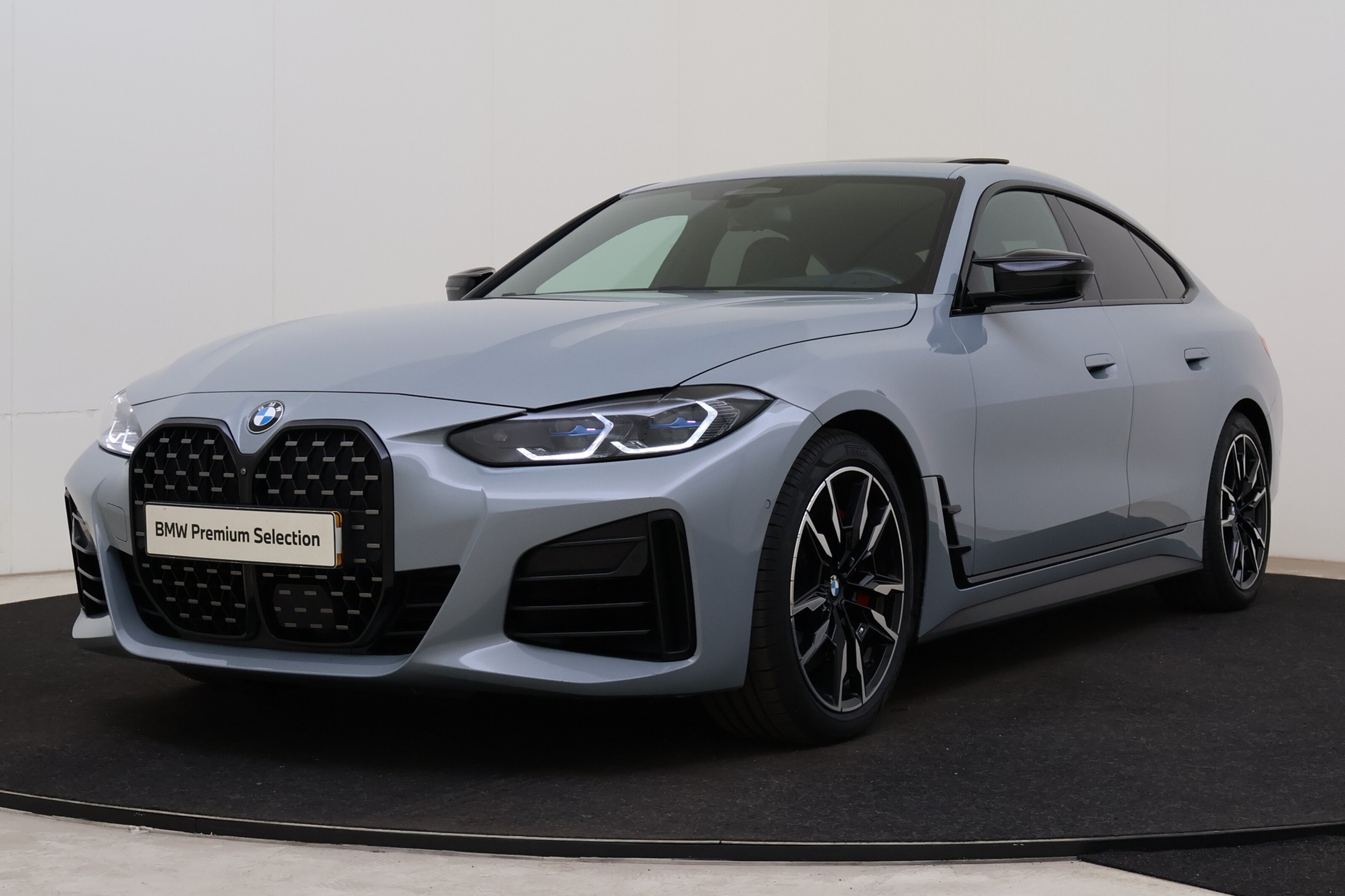 BMW 4 Serie Gran Coupé M440i xDrive High Executive Automaat