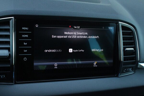Apple Carplay/Android Auto