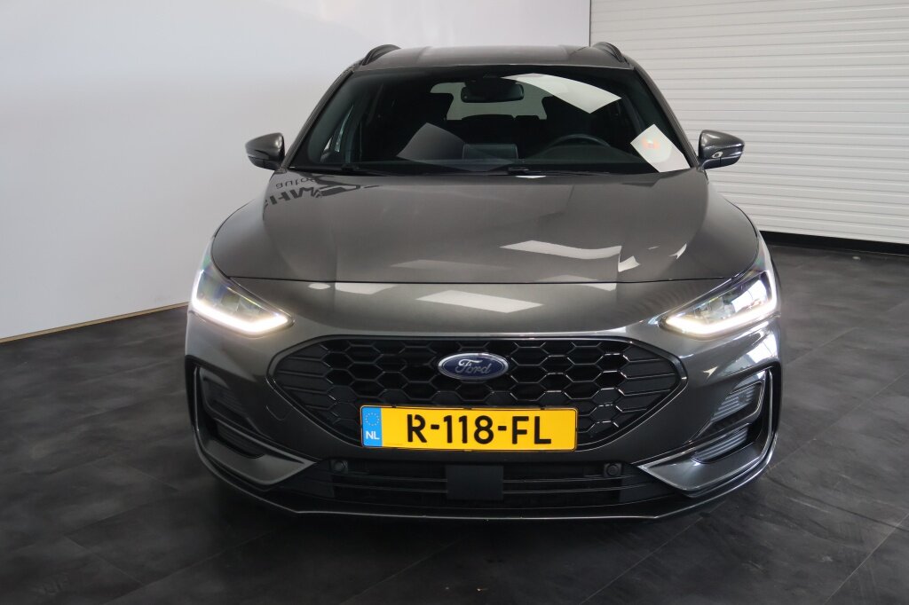 Ford Focus Wagon 1.0 EBH ST Line | Winter Pakket | Carplay | LED | Keyless | Came - Afbeelding 5