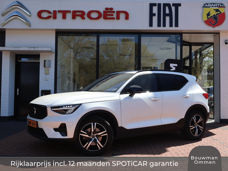 Volvo XC40 B4 197PK Mild Hybrid Automaat Plus Dark, Rijklaarprijs | Leder | Trekhaak wegklapbaar | Stoelverwarming - Afbeelding 1