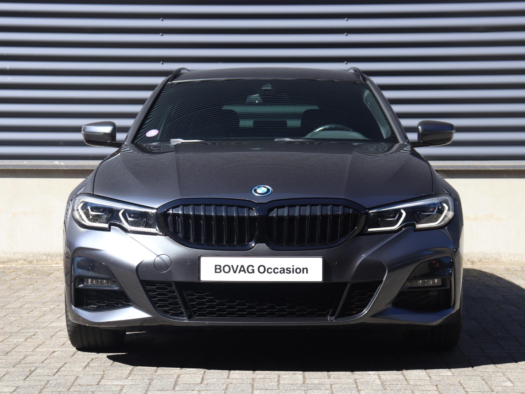BMW 3 Serie Touring 330e - Afbeelding 3