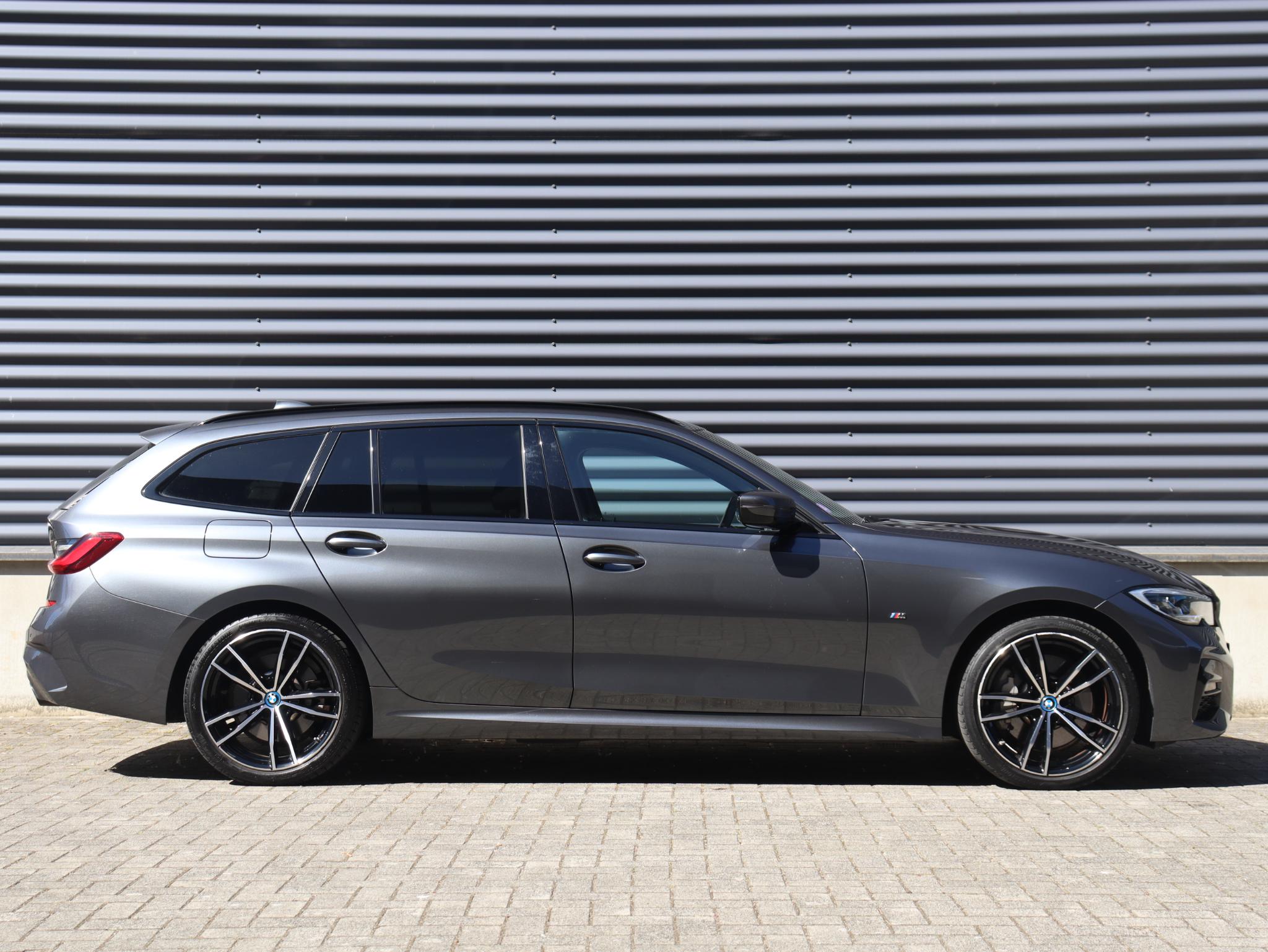 BMW 3 Serie Touring 330e - Afbeelding 5