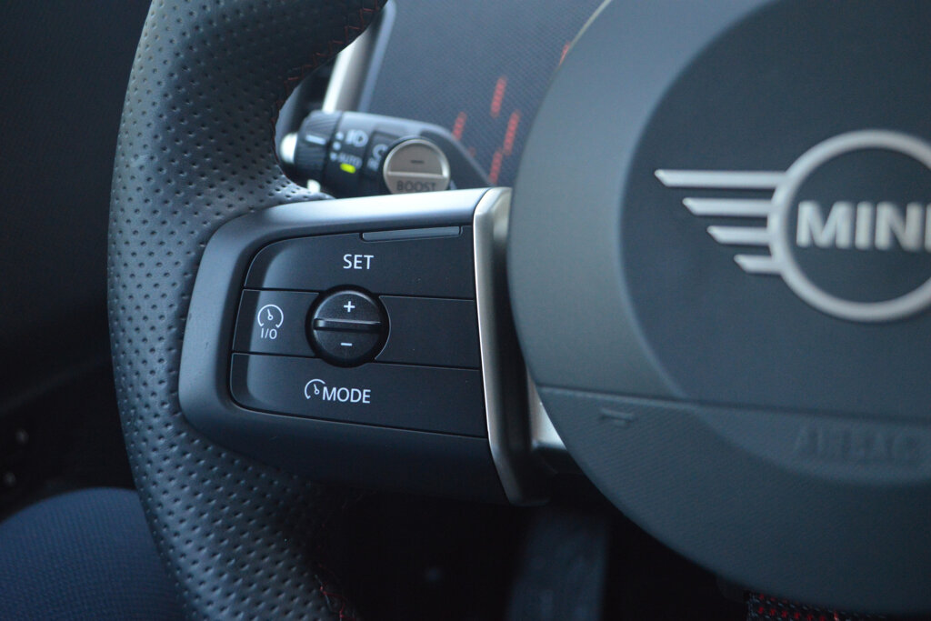 MINI Countryman 16