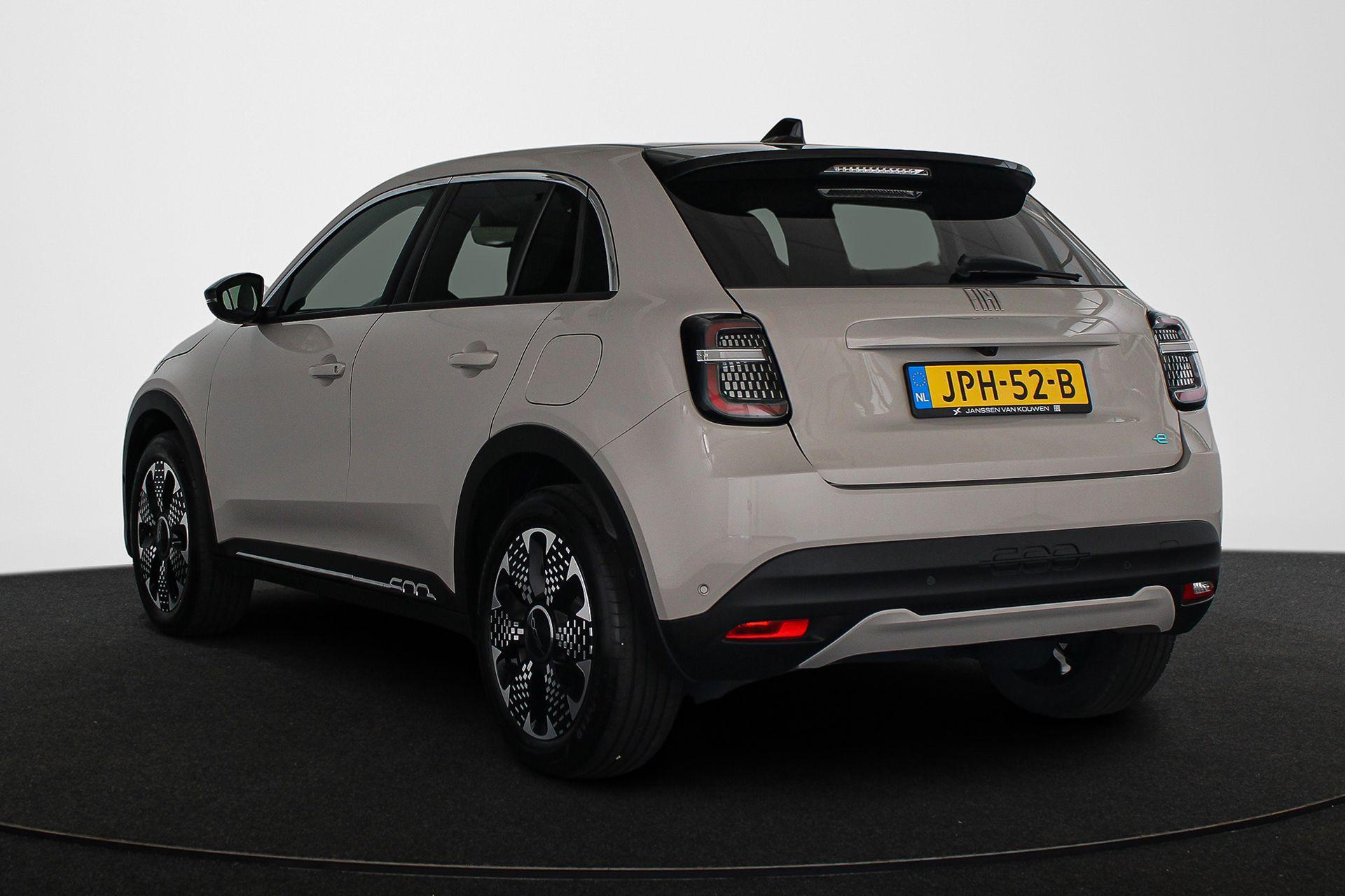 Fiat 600e La Prima 54 kWh - Afbeelding 4