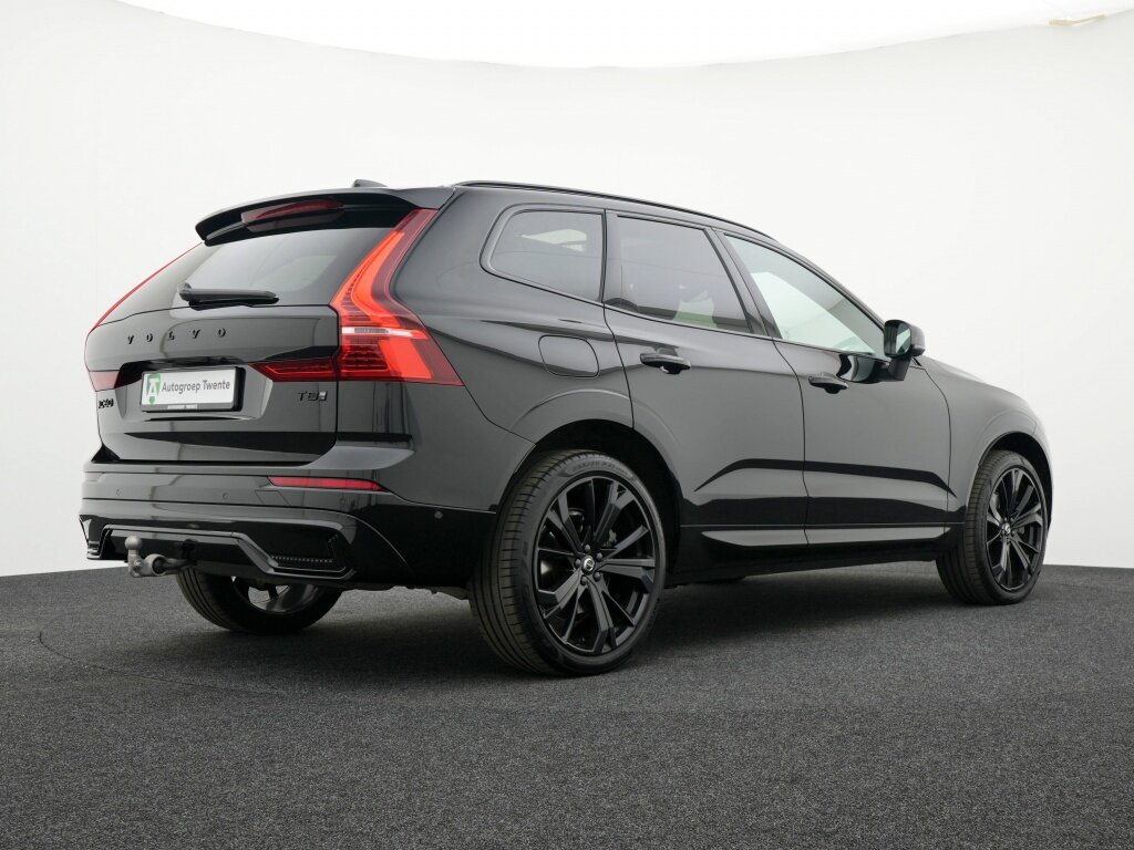Volvo XC60 2.0 T8 AWD+ Black Edition | Trekhaak | Harman Kardon | Plug-in - Afbeelding 2