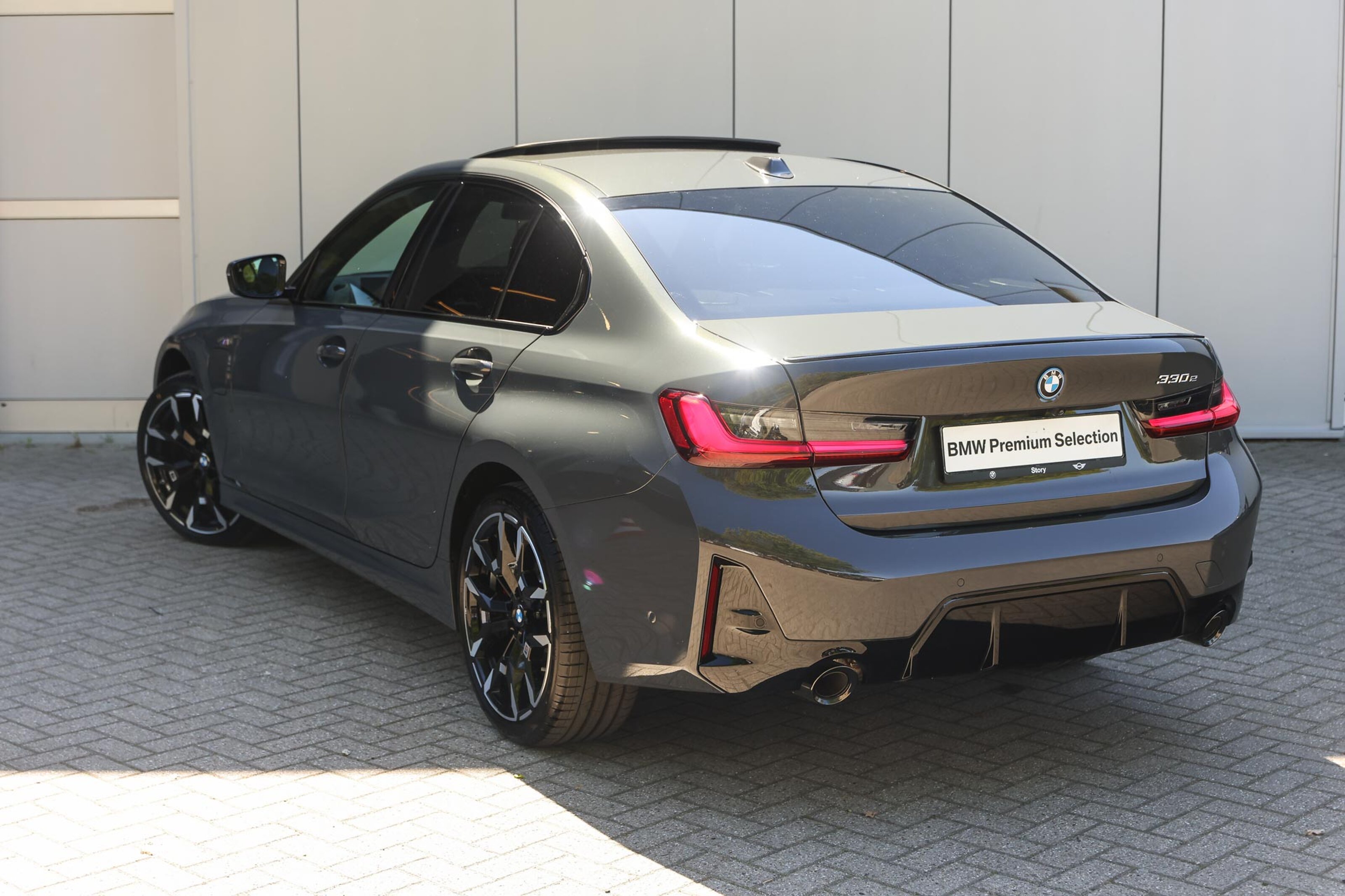 BMW 3 Serie 330e M Sport Automaat
