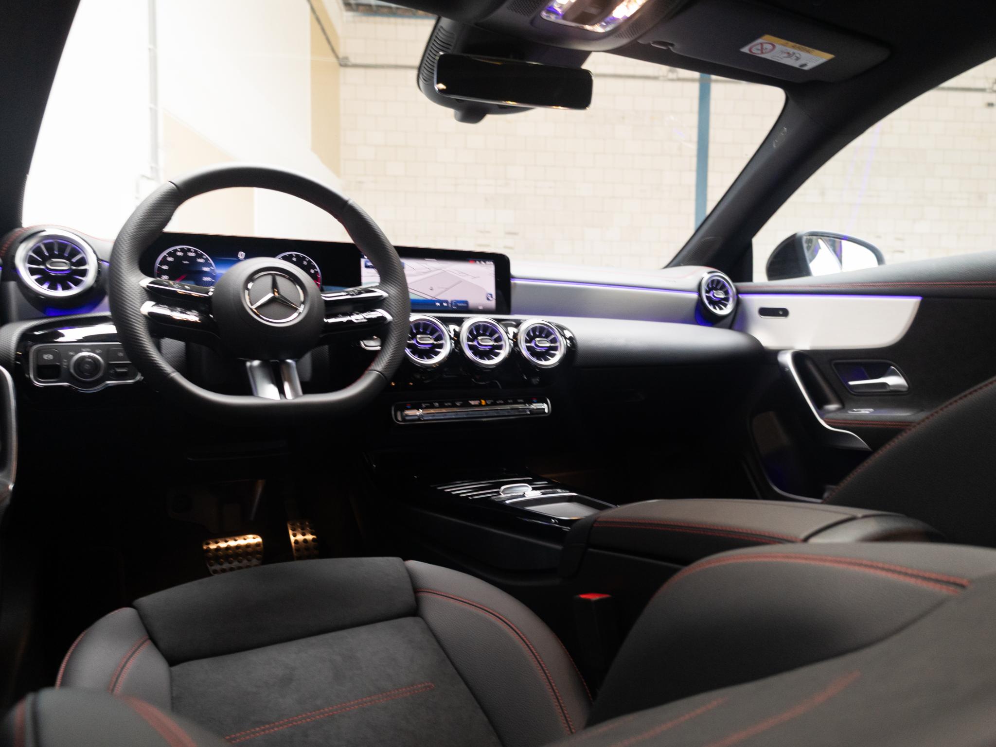 Mercedes-Benz CLA Coupé 180 Star Edition AMG Line - Afbeelding 3