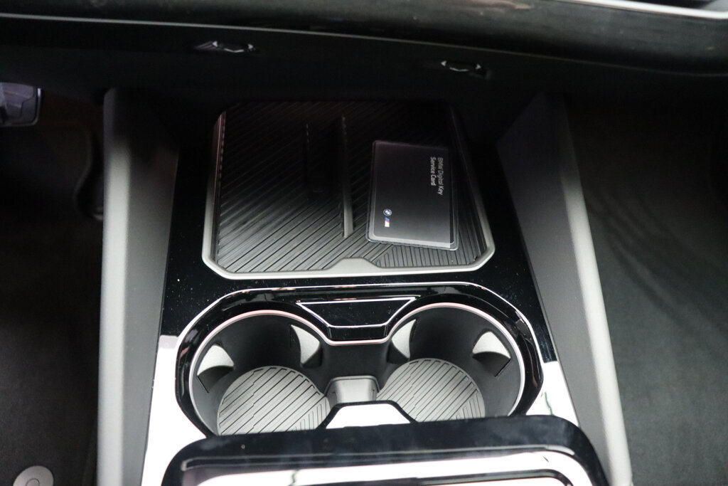 BMW i5 20