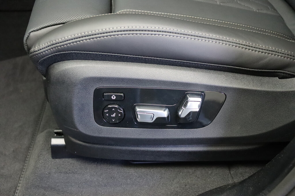 BMW X7 15