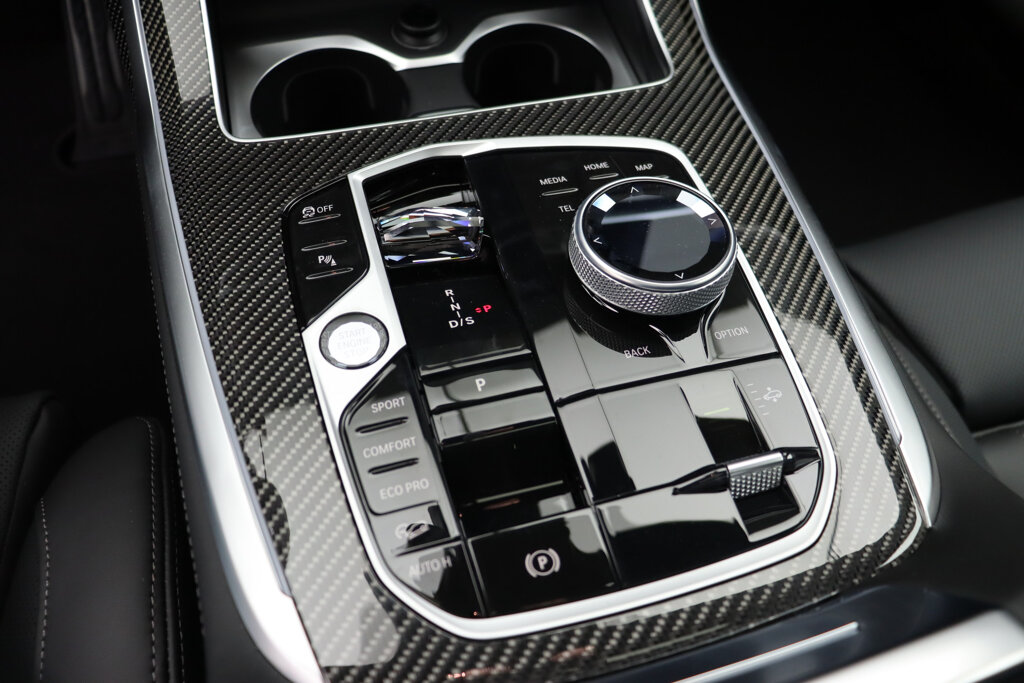 BMW X7 26