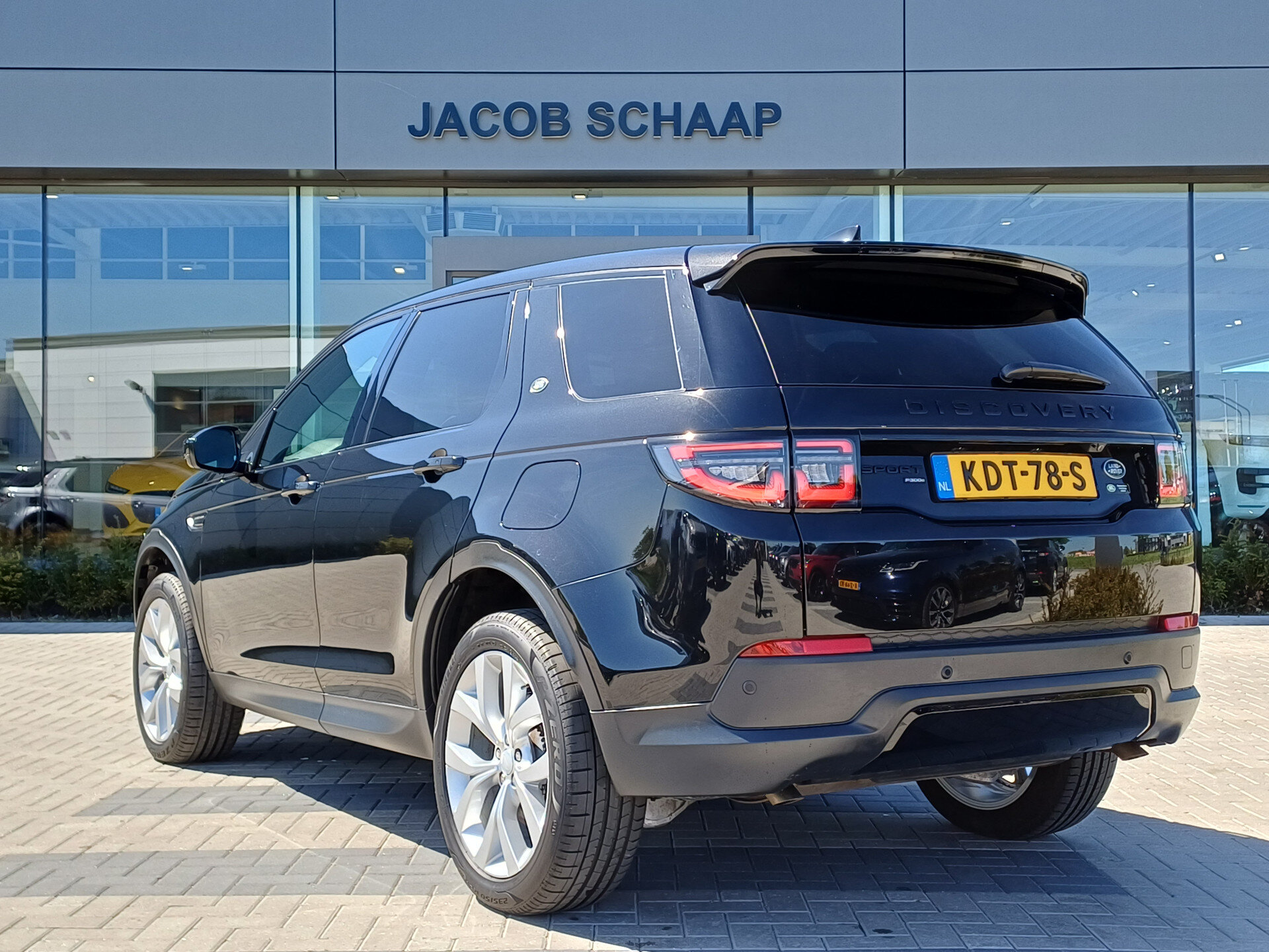 Land Rover Discovery Sport P300e 309pk AWD SE - Afbeelding 5