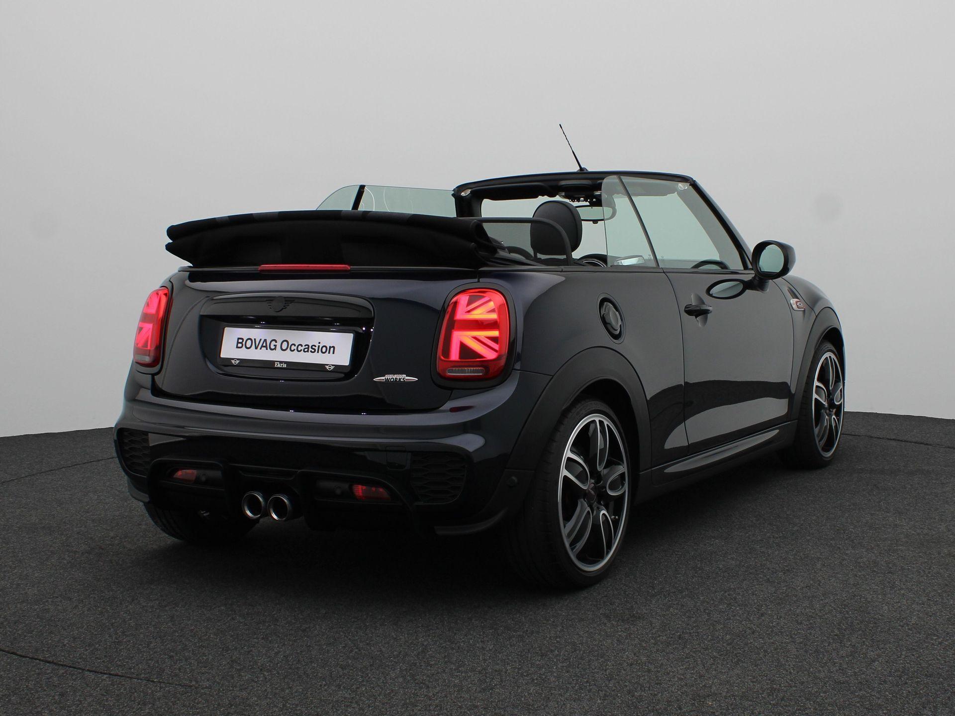 MINI Cabrio John Cooper Works - Afbeelding 2