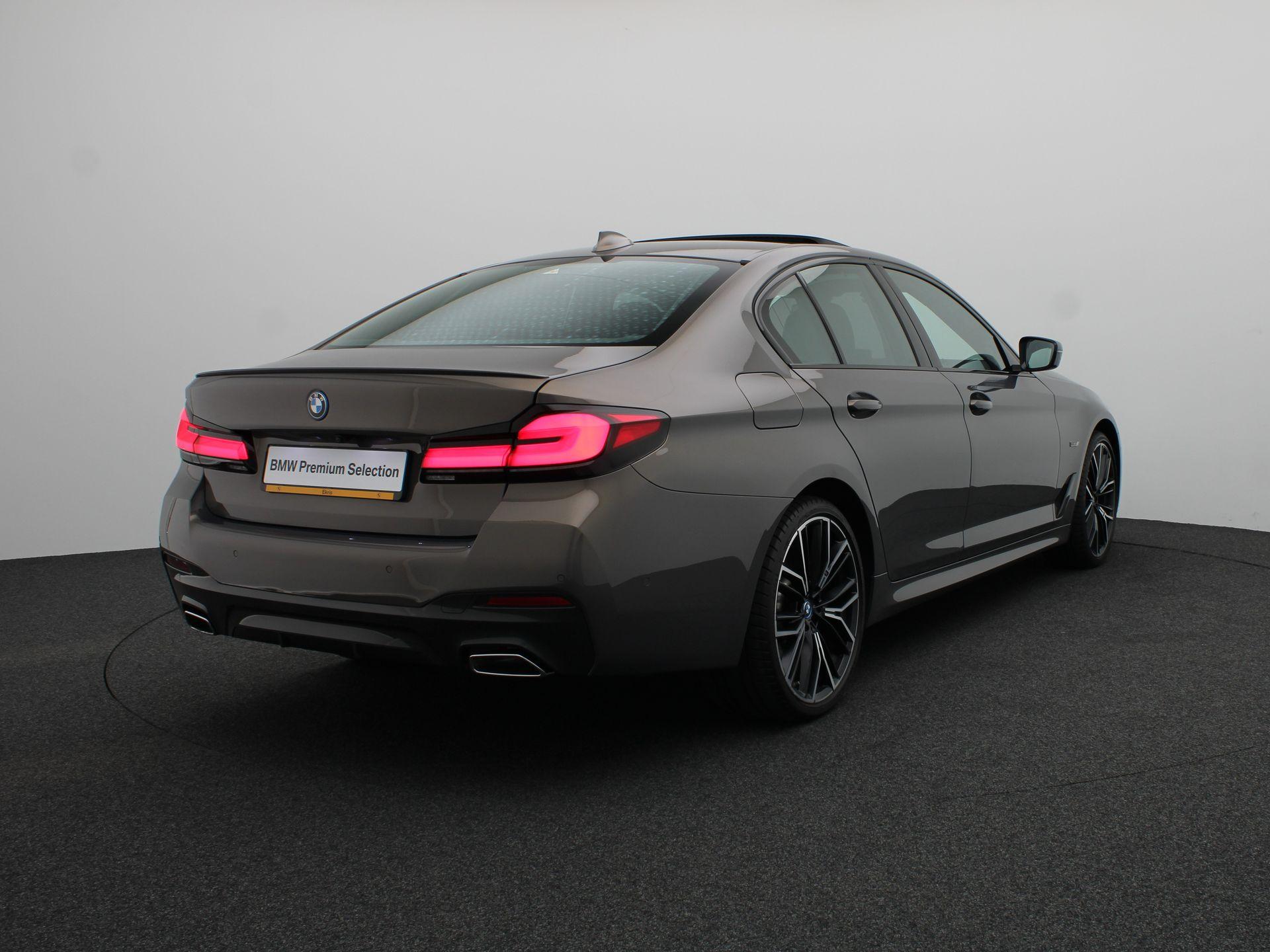 BMW 5 Serie Sedan 530e - Afbeelding 2