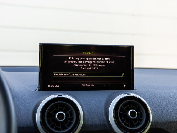 Apple Carplay/Android Auto