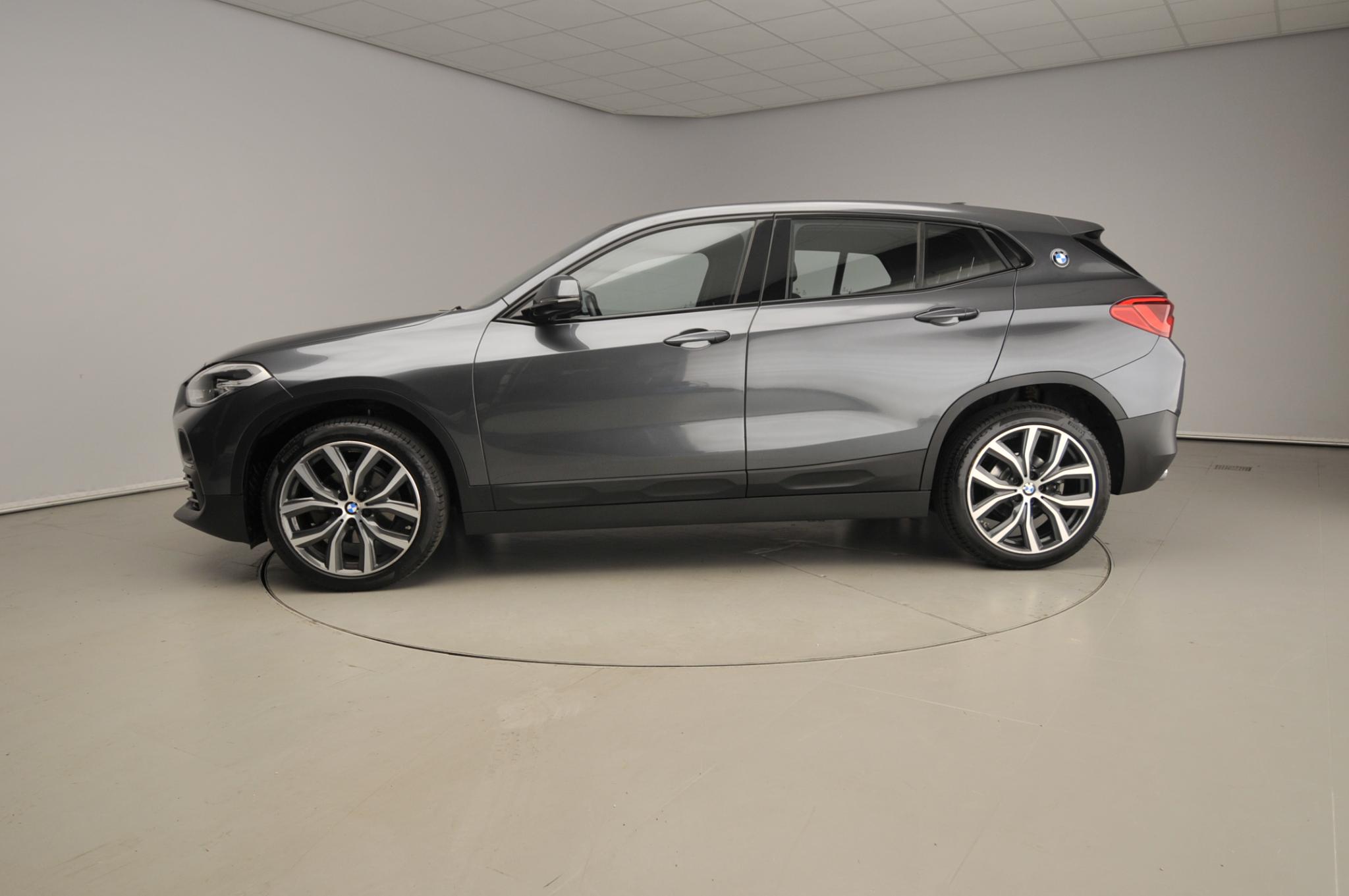 BMW X2 sDrive18i - Bild 2