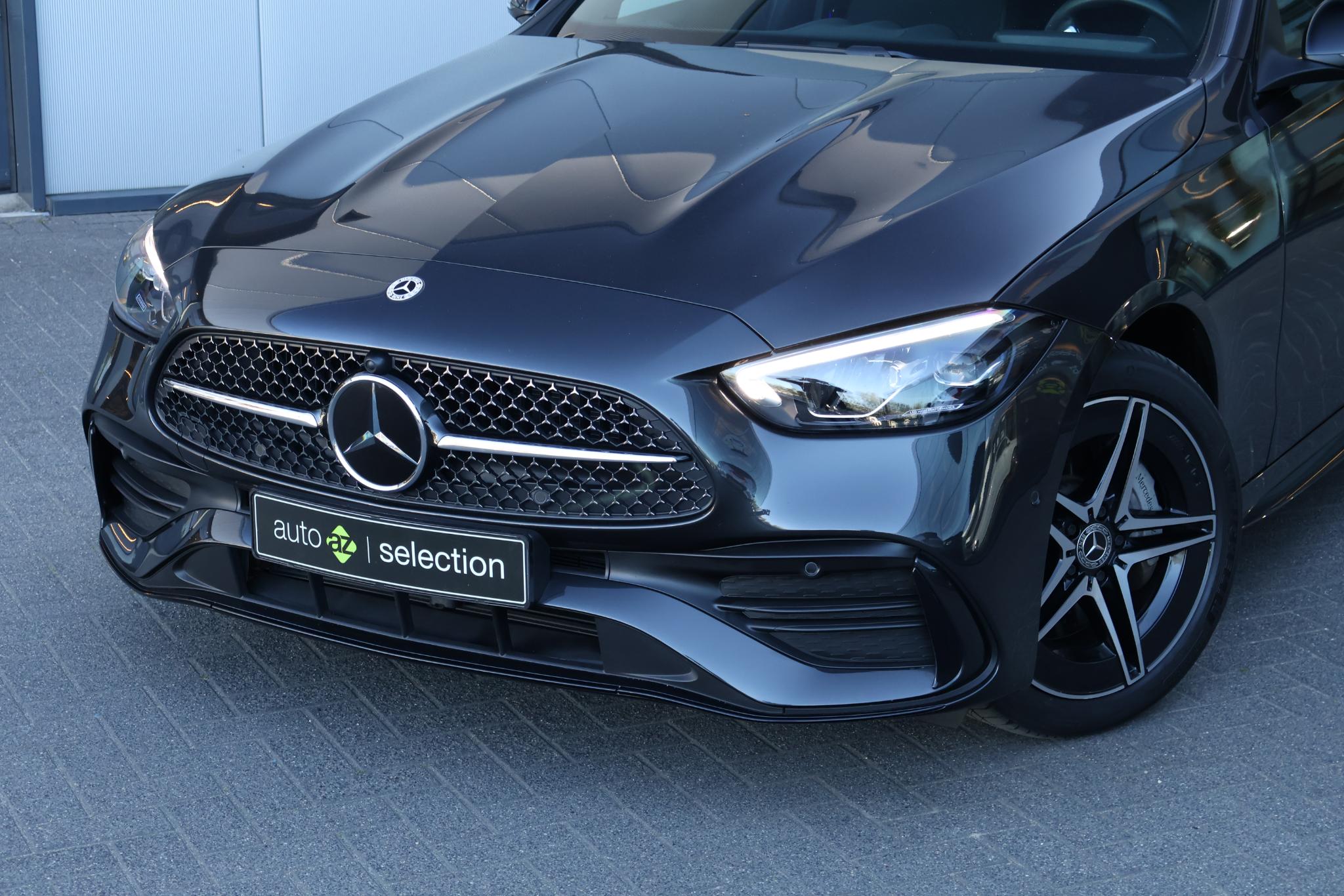 Mercedes-Benz C-Klasse 300 e 4MATIC AMG Line - Bild 3