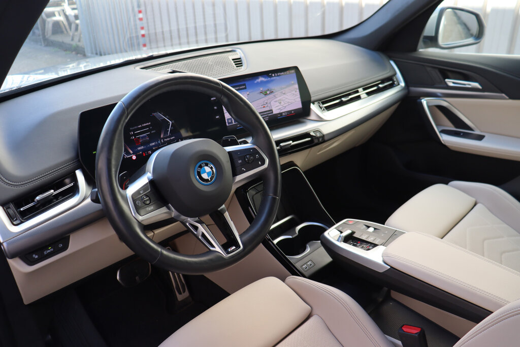 BMW X1 13