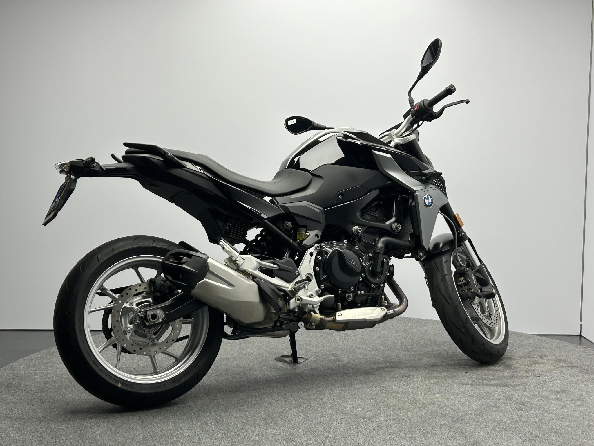 BMW F 900 R Black - Afbeelding 3
