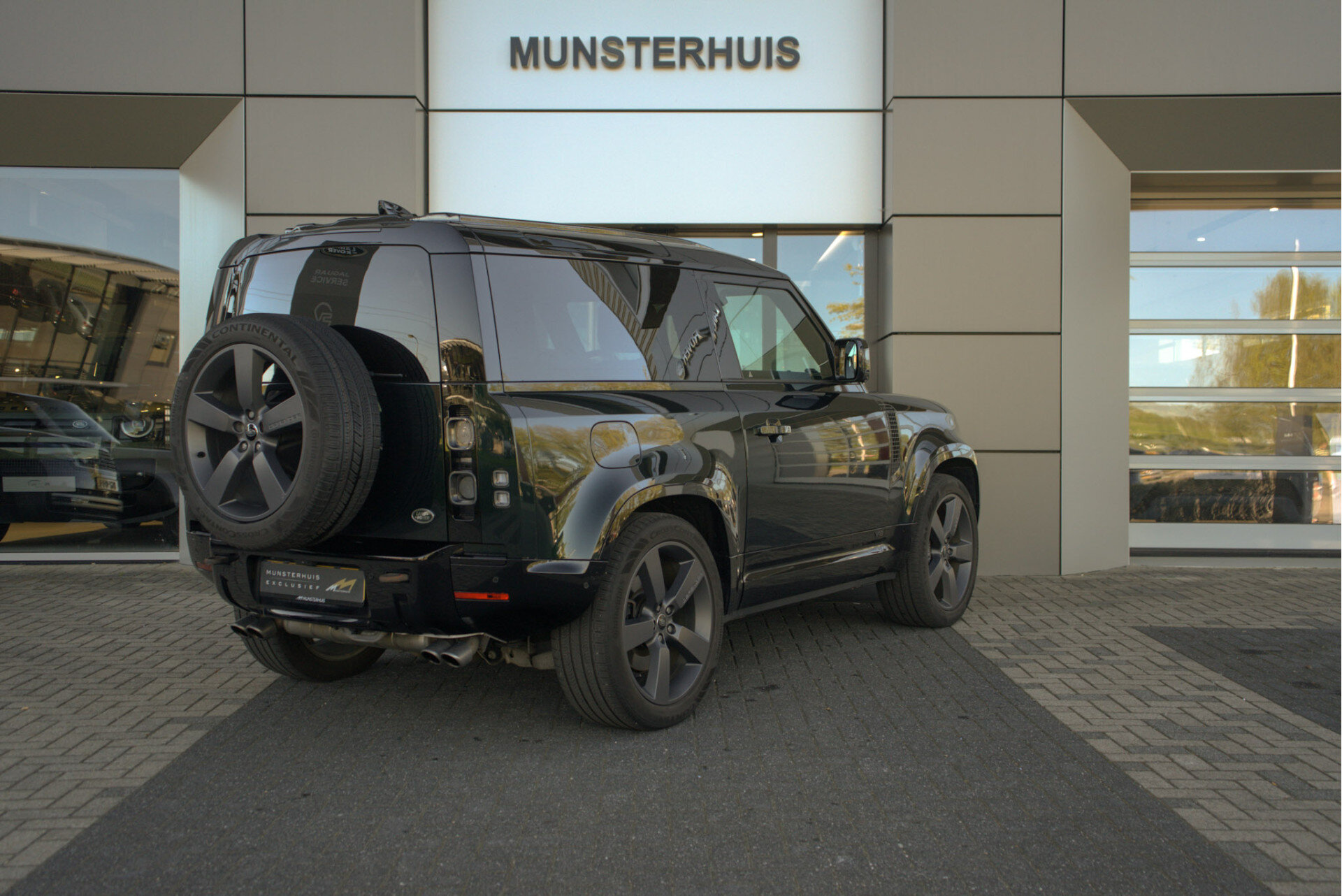 Land Rover Defender 5.0 P525 90 V8 - Afbeelding 2