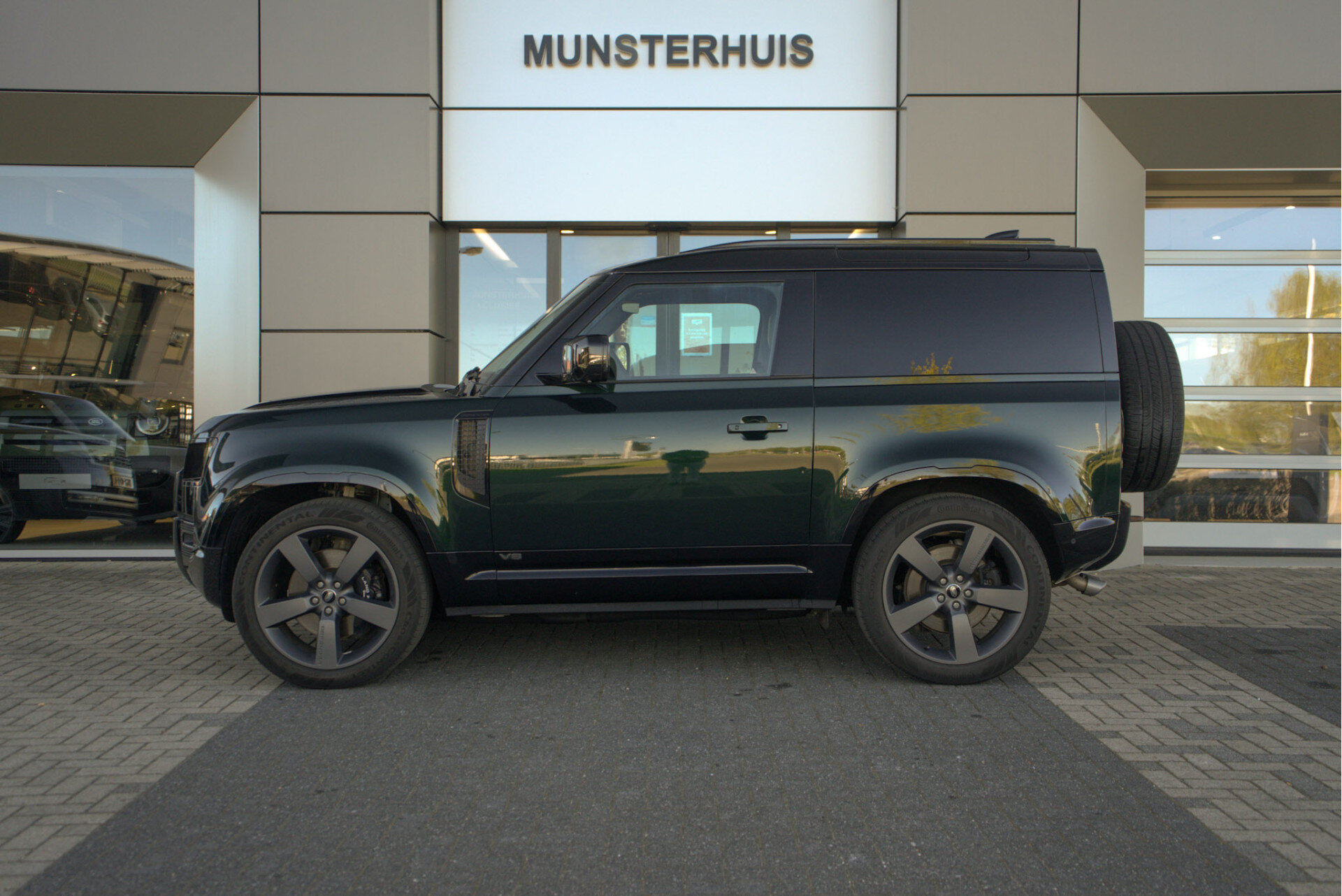 Land Rover Defender 5.0 P525 90 V8 - Afbeelding 5