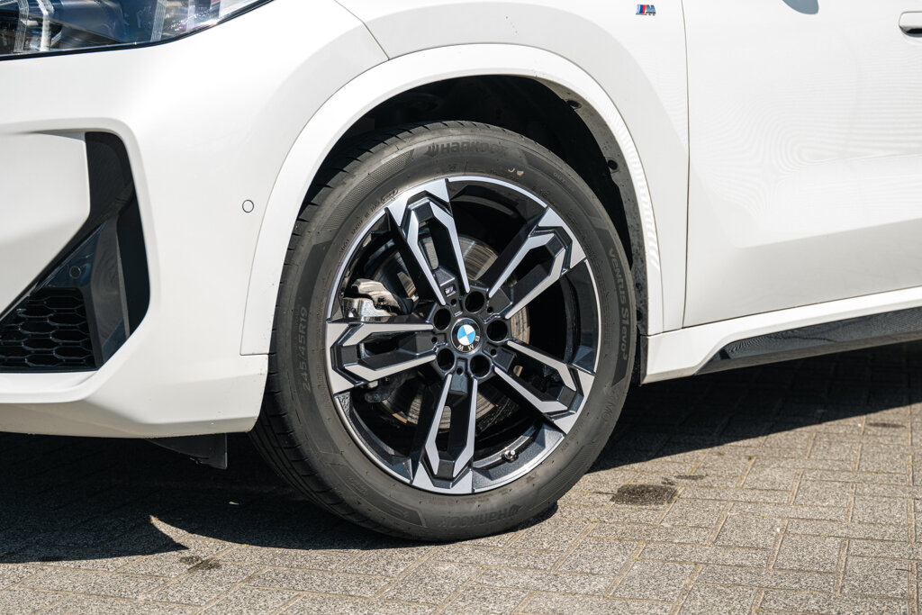 BMW X1 8
