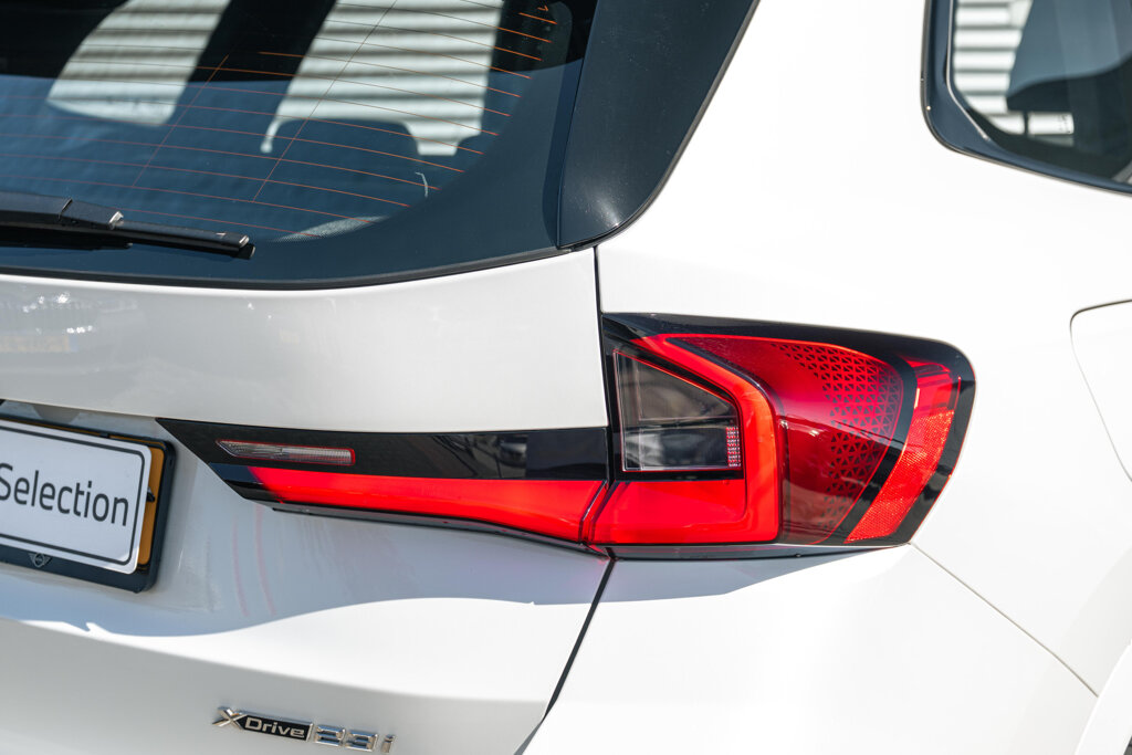 BMW X1 13