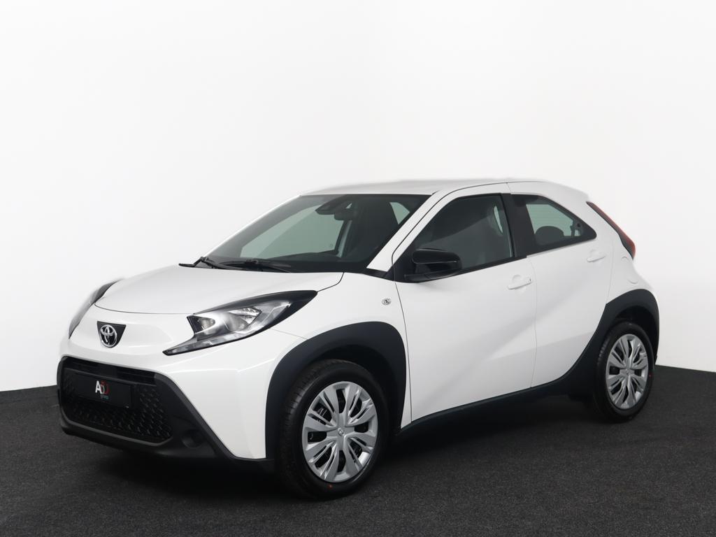 Toyota Aygo X 1.0 VVT-i S-CVT Play