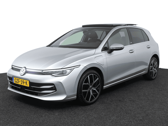 Volkswagen Golf 1.5 eHybrid 50 Edition