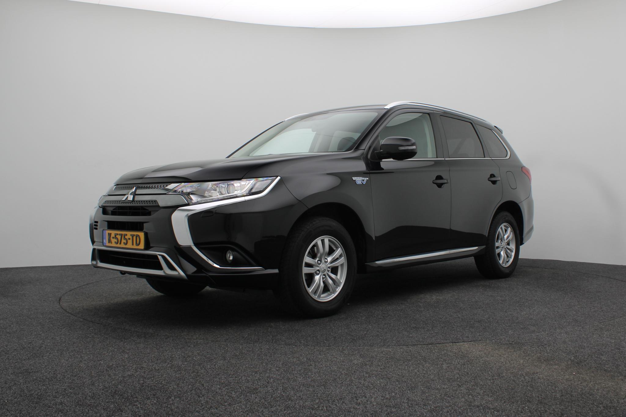 Mitsubishi Outlander 2.4 PHEV Pure - Afbeelding 1