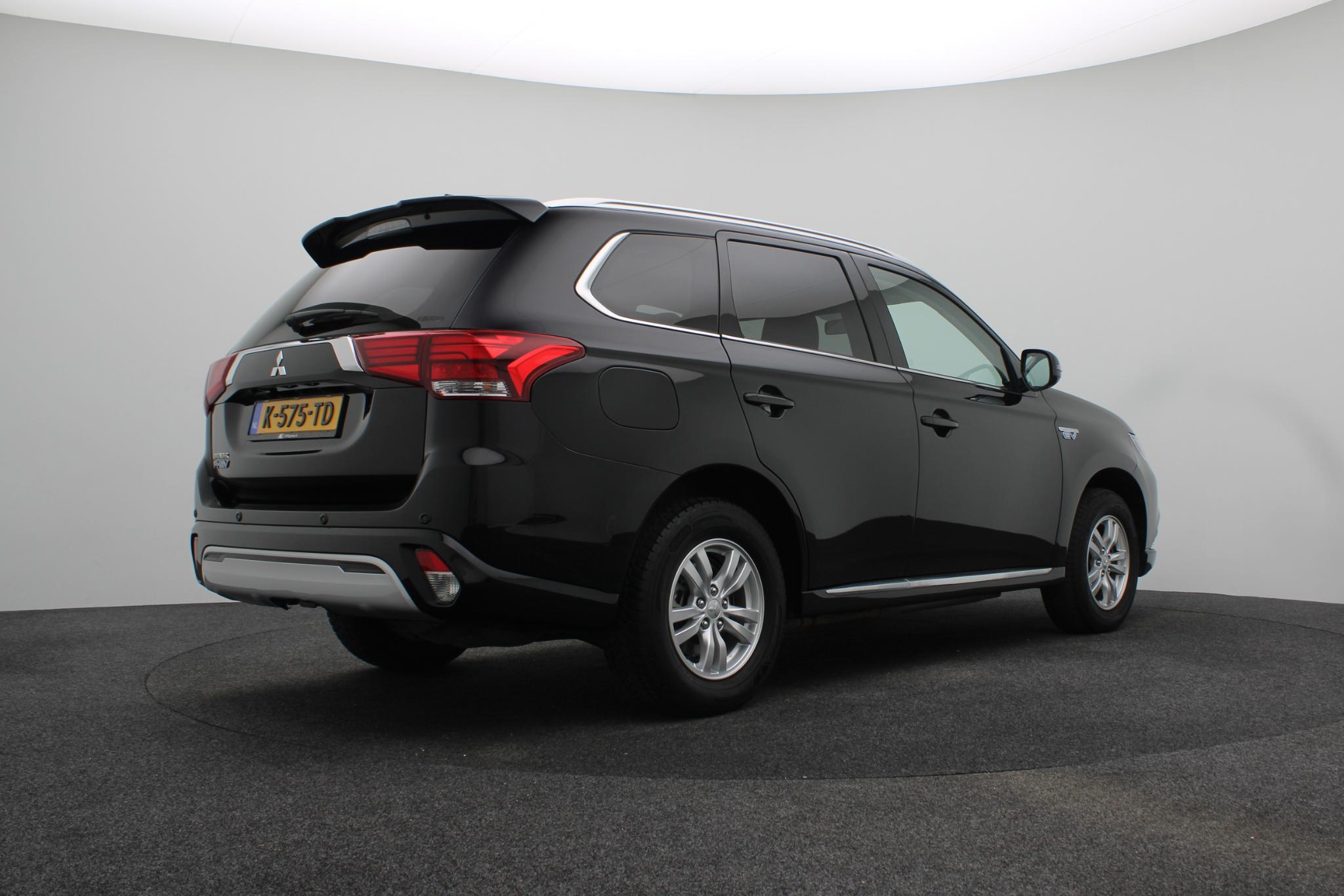 Mitsubishi Outlander 2.4 PHEV Pure - Afbeelding 3