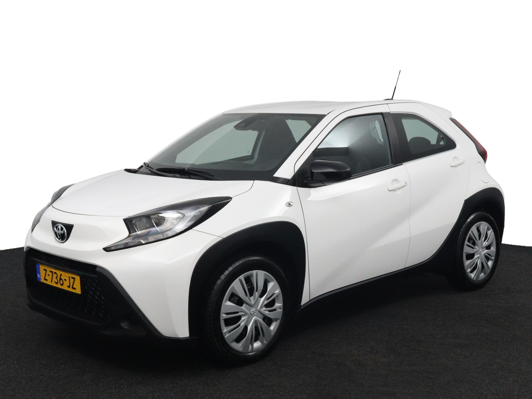 Toyota Aygo X 1.0 VVT-i MT Play