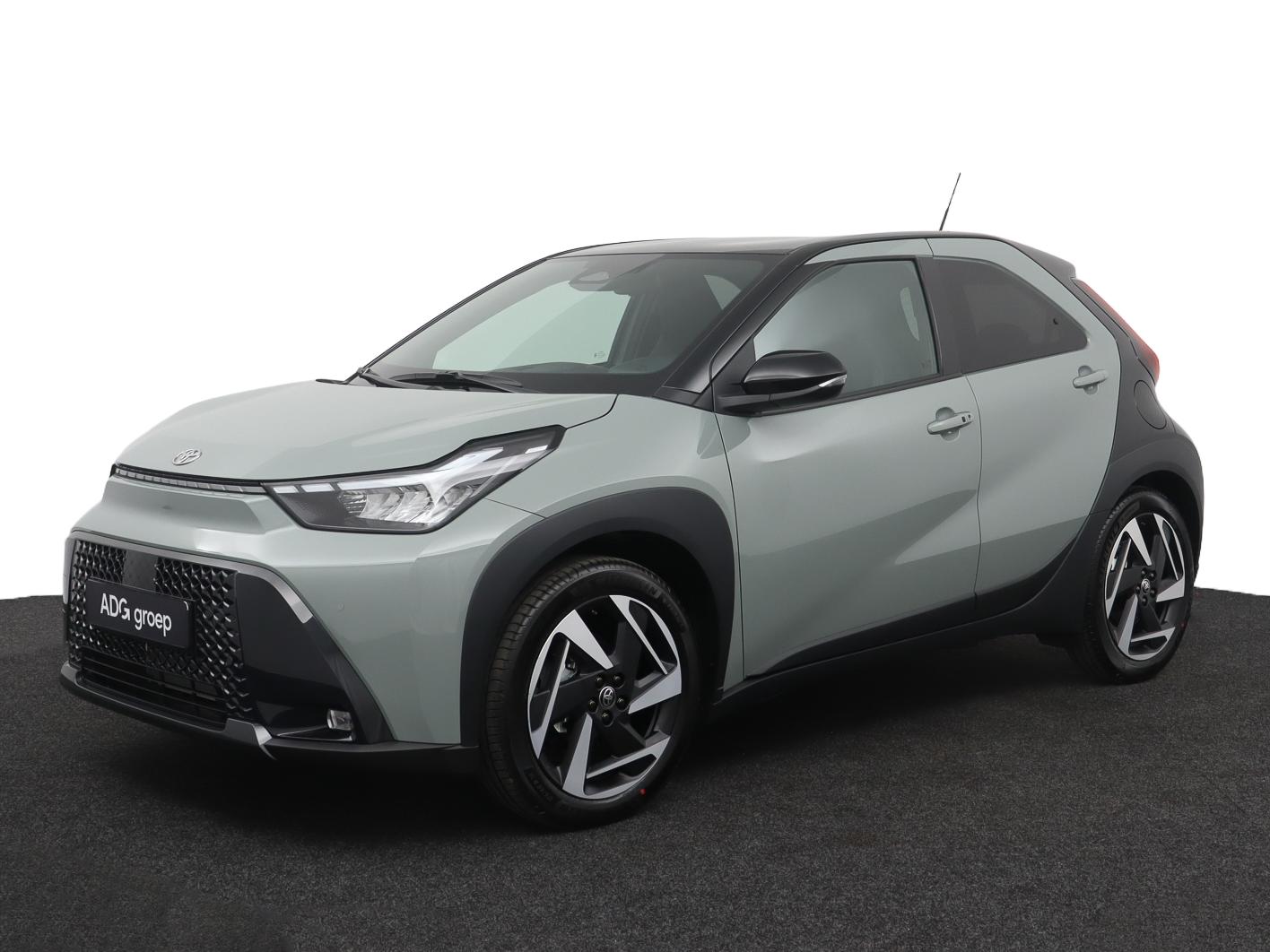 Toyota Aygo X Hybrid 115 envy