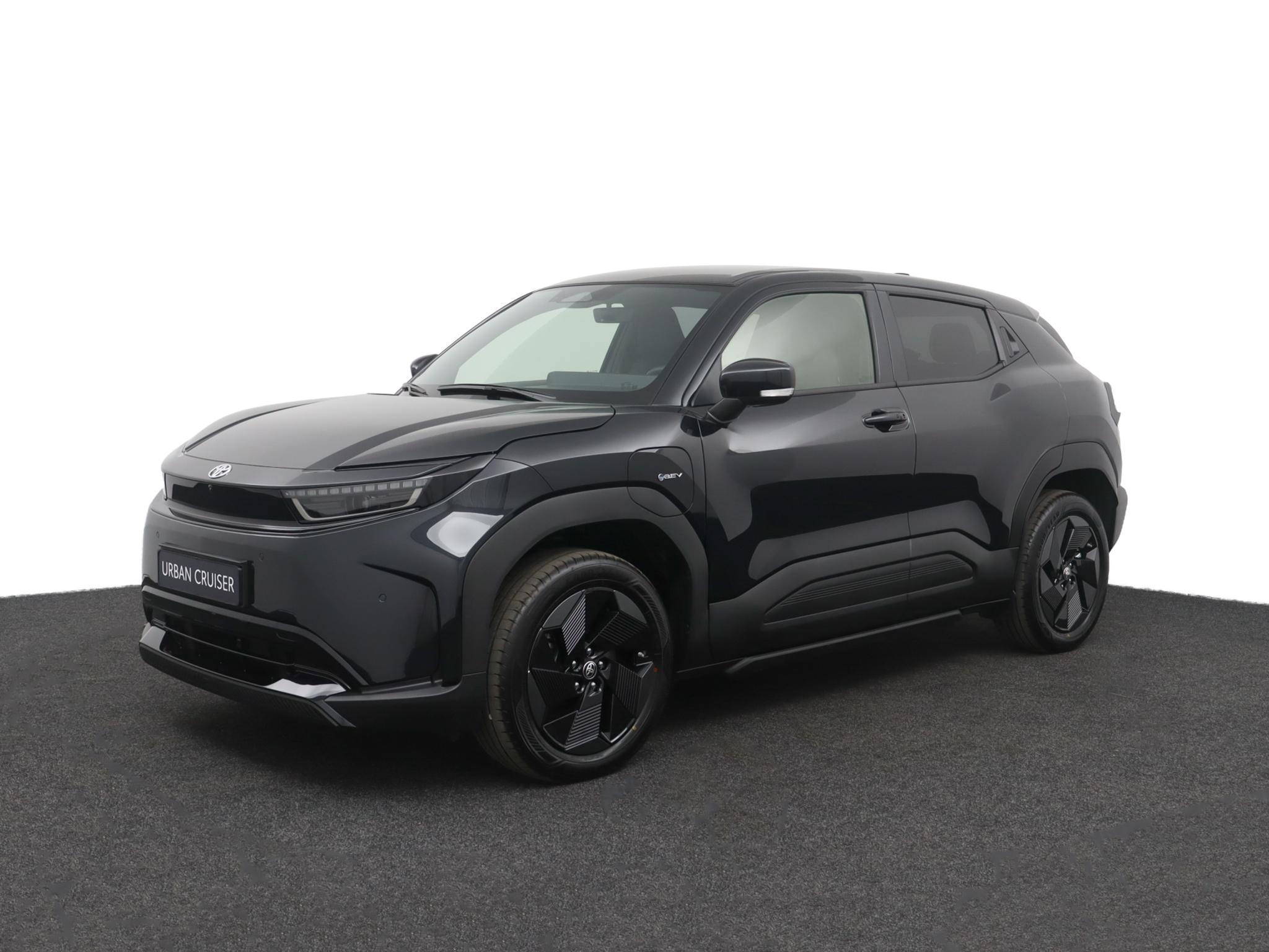 Toyota Urban Cruiser Dynamic 61 kWh