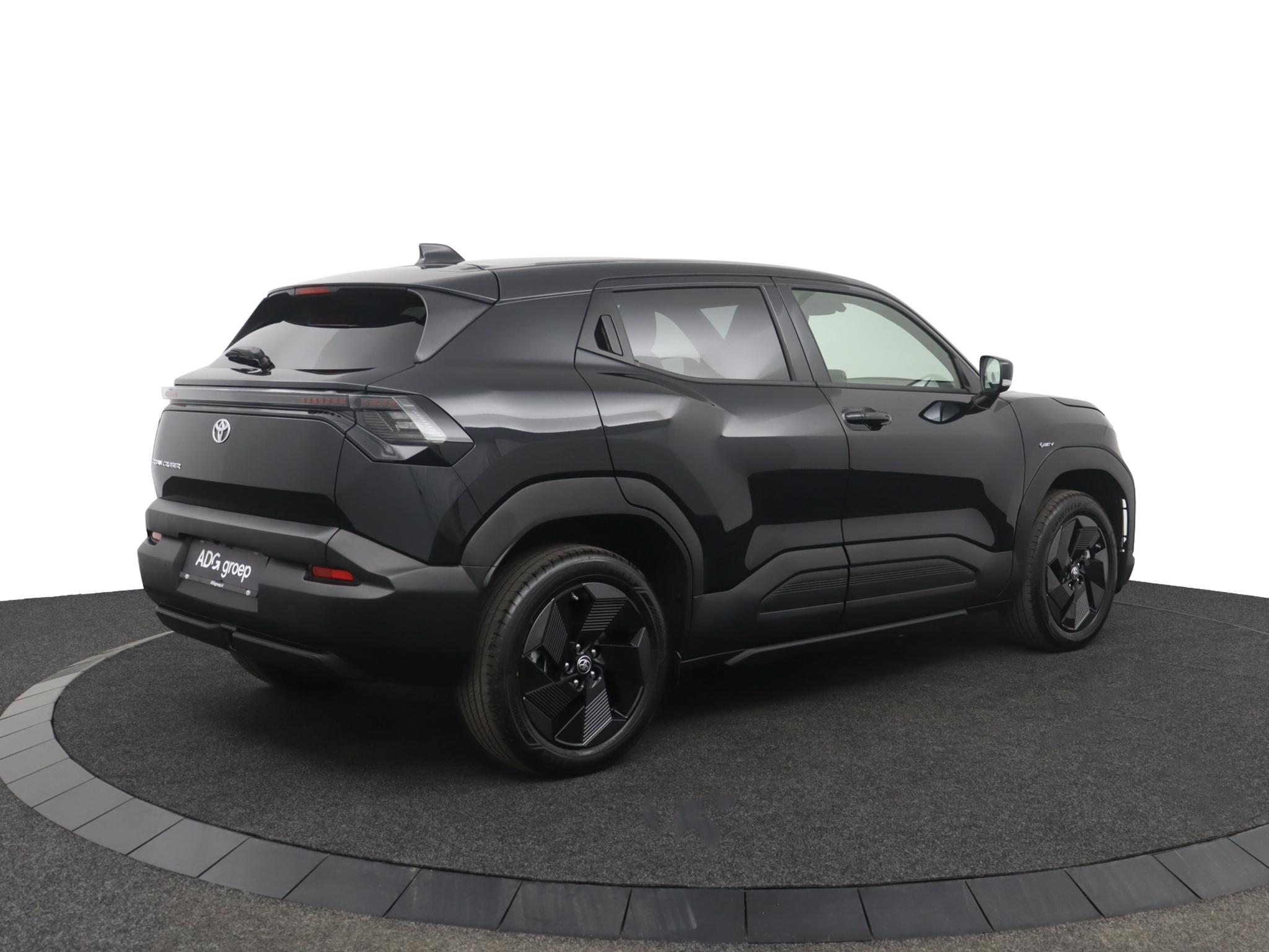 Toyota Urban Cruiser Dynamic 61 kWh - Afbeelding 2