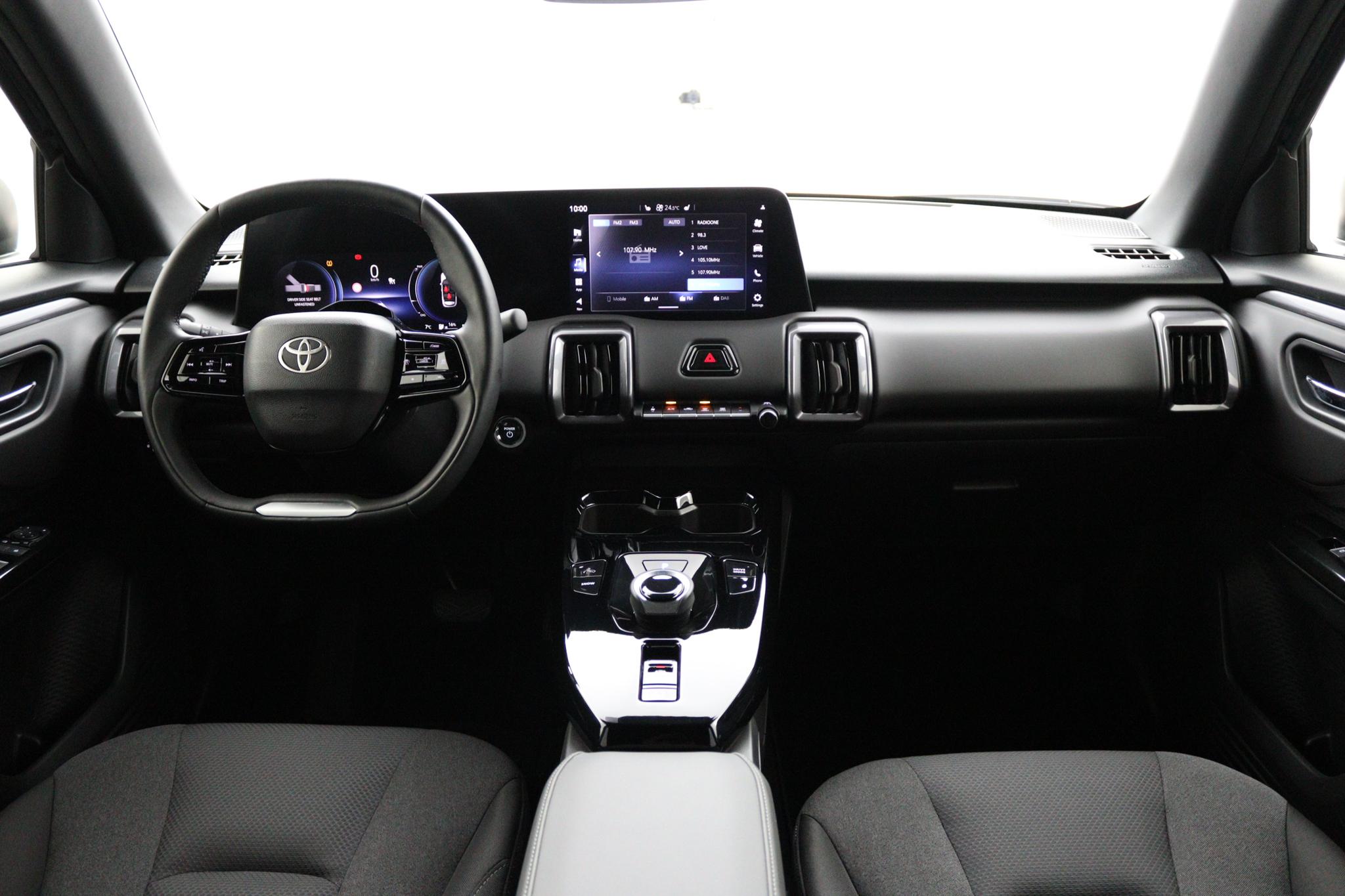Toyota Urban Cruiser Dynamic 61 kWh - Afbeelding 4